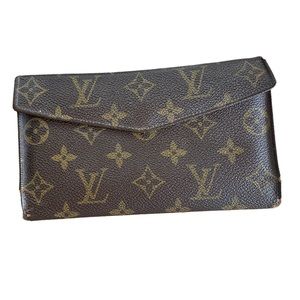 Vintage Louis Vuitton womens wallet